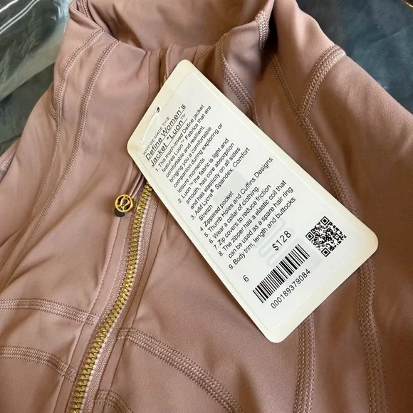 Lululemon Women’s Define Jacket - Picture 3 of 3